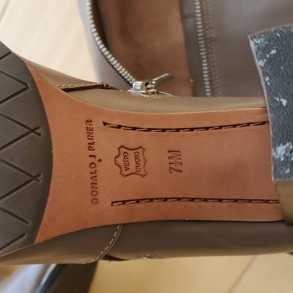 Over the knee boots size 7.5 M - Picture 7 of 9